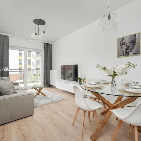 Daire Przytulny Z Parkingiem We Wroclawiu By Renters Wroclaw
